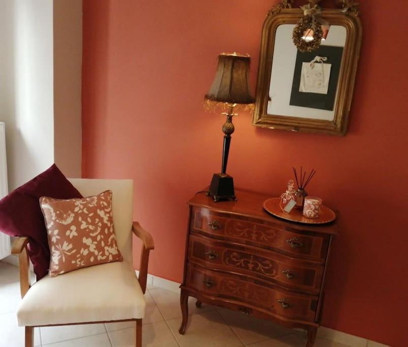 Central Spacious Apartment 70Sqm Tripoli Exterior foto